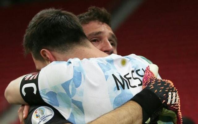 杏彩体育官方网站-梅西：我们知道埃米利亚诺会至少扑出两个点球